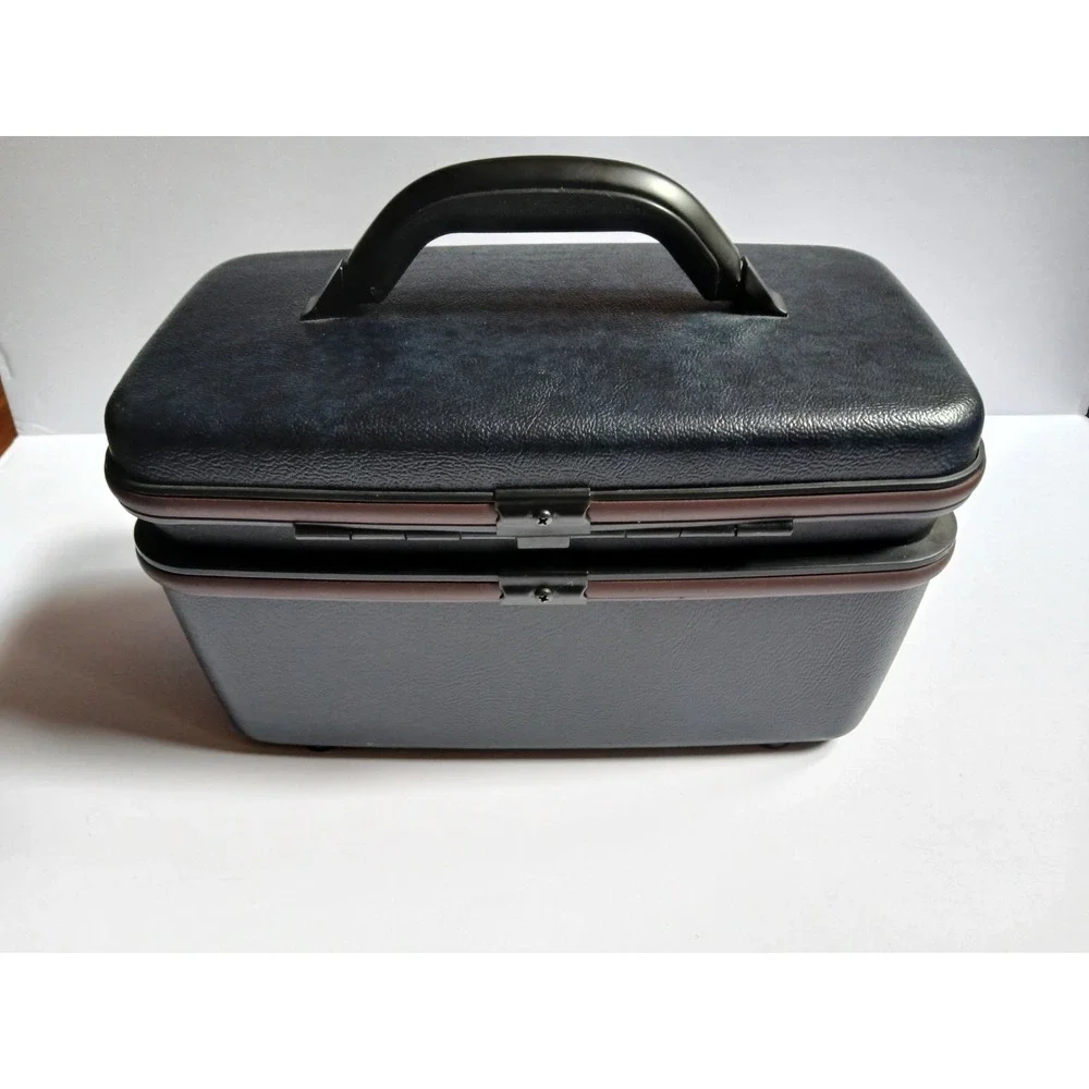 Samsonite vintage train